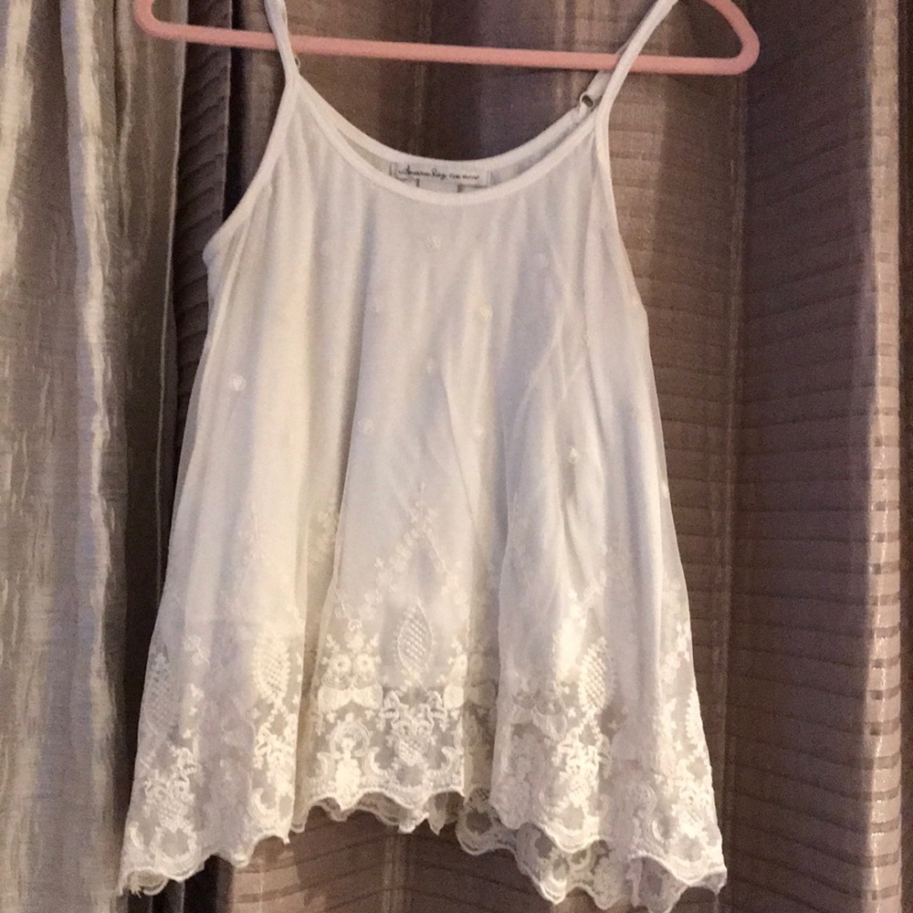 White lace tank top